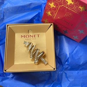 Monet Christmas tree 🎄 brooch with box